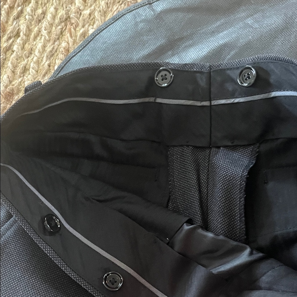Custom Indochino charcoal wool suit. Silk burgundy lining. Jacket AND pants. - Picture 12 of 14